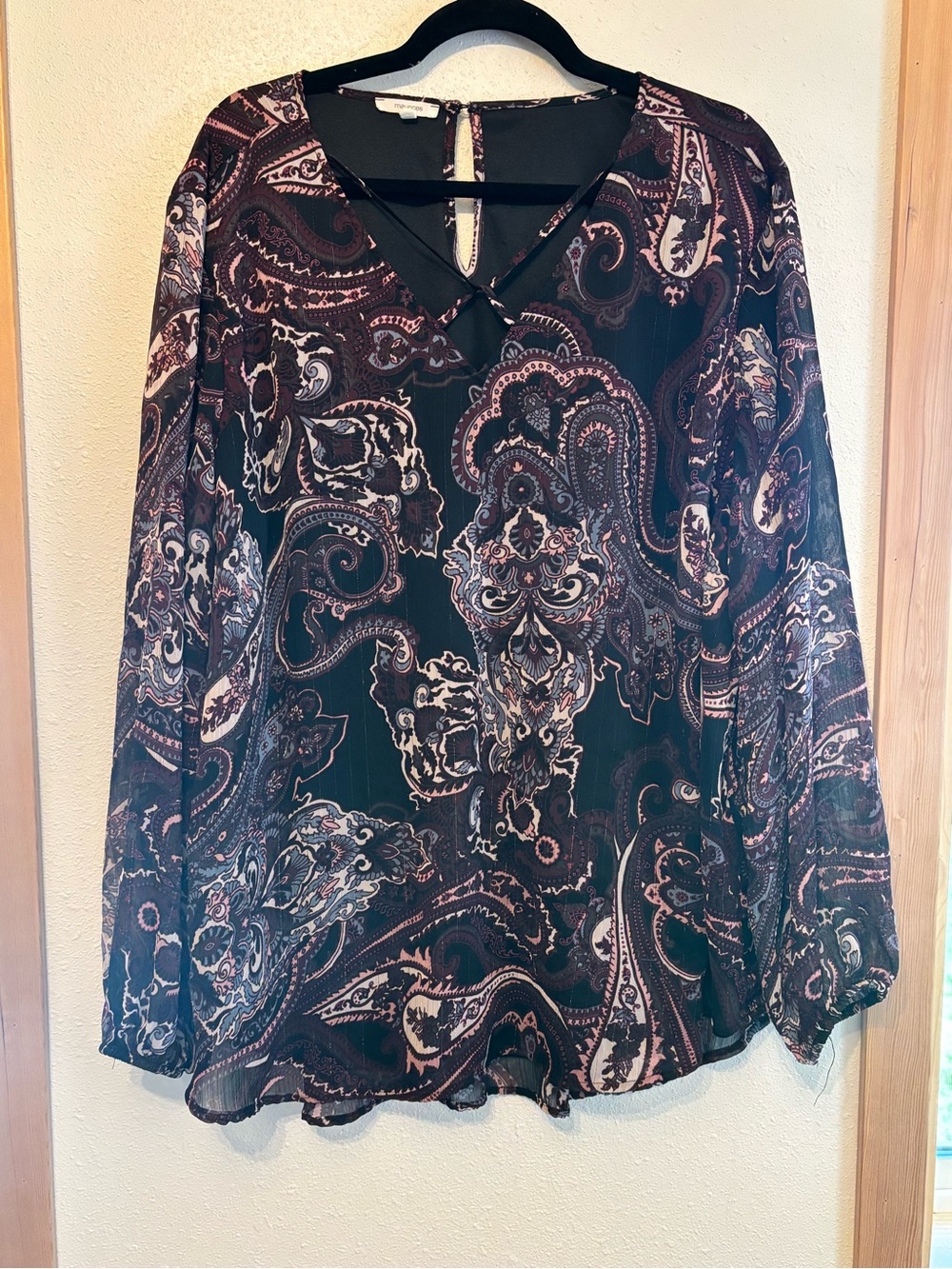 Maurice’s Women's Paisley Long-Sleeve V-Neck Blouse - Black/Pink 3
0075S